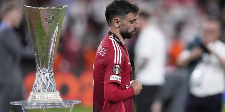 Al-Hilal-Lempar-Tawaran-Fantastis,-Bruno-Fernandes-Harus-Putuskan-Nasib