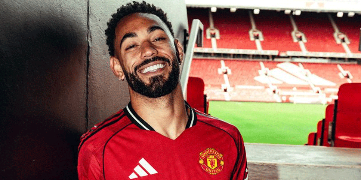 Matheus Cunha Resmi Berseragam MU, Ekspresinya Bikin Fans Girang