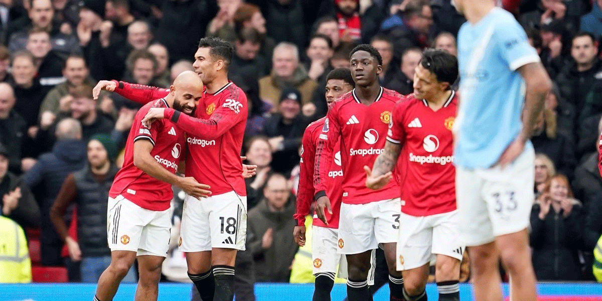 Kontroversi Derby Manchester Dalot Hanya Dapat Kartu Kuning